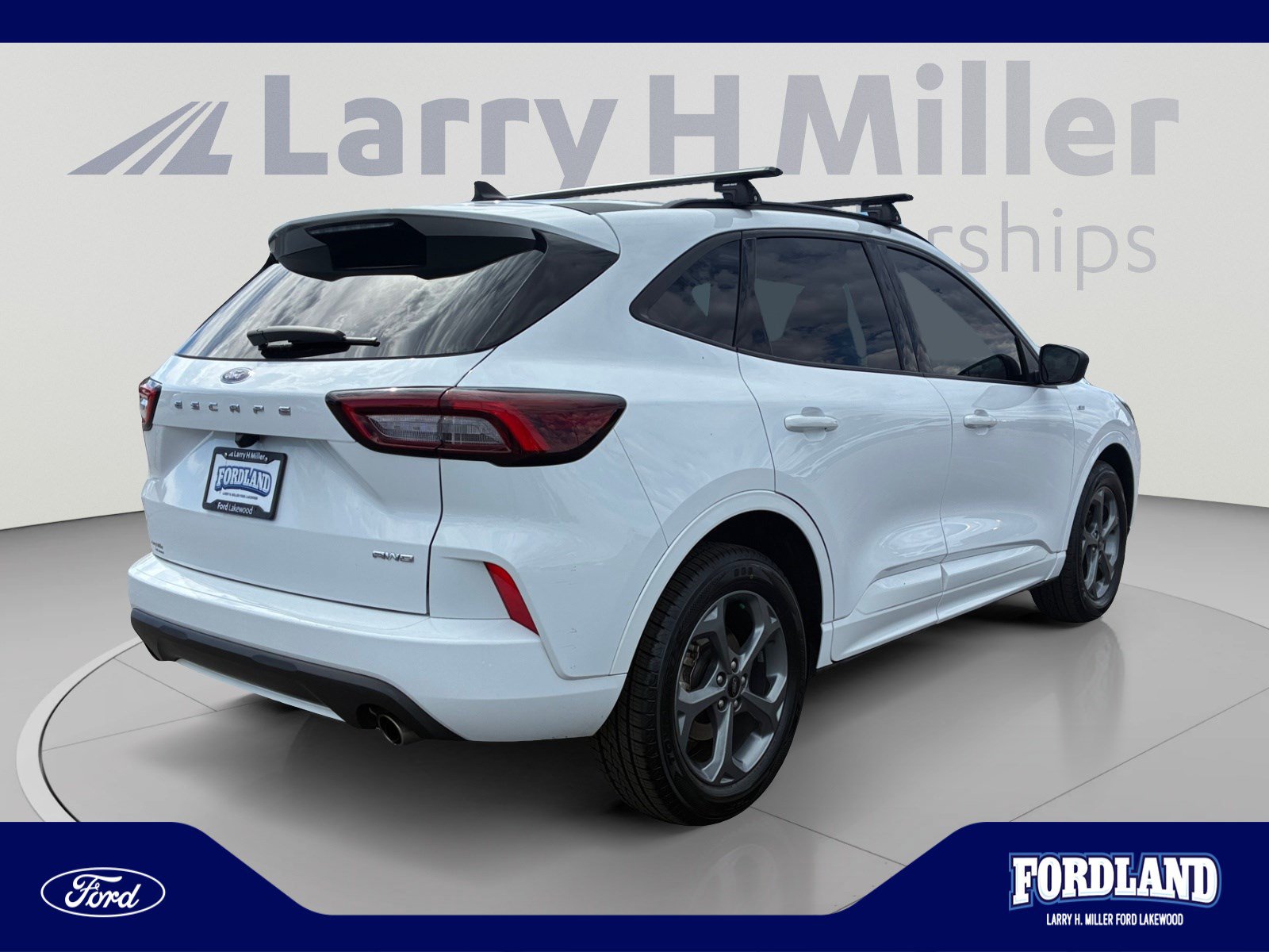 Used 2023 Ford Escape ST-Line AWD/4WD image 5
