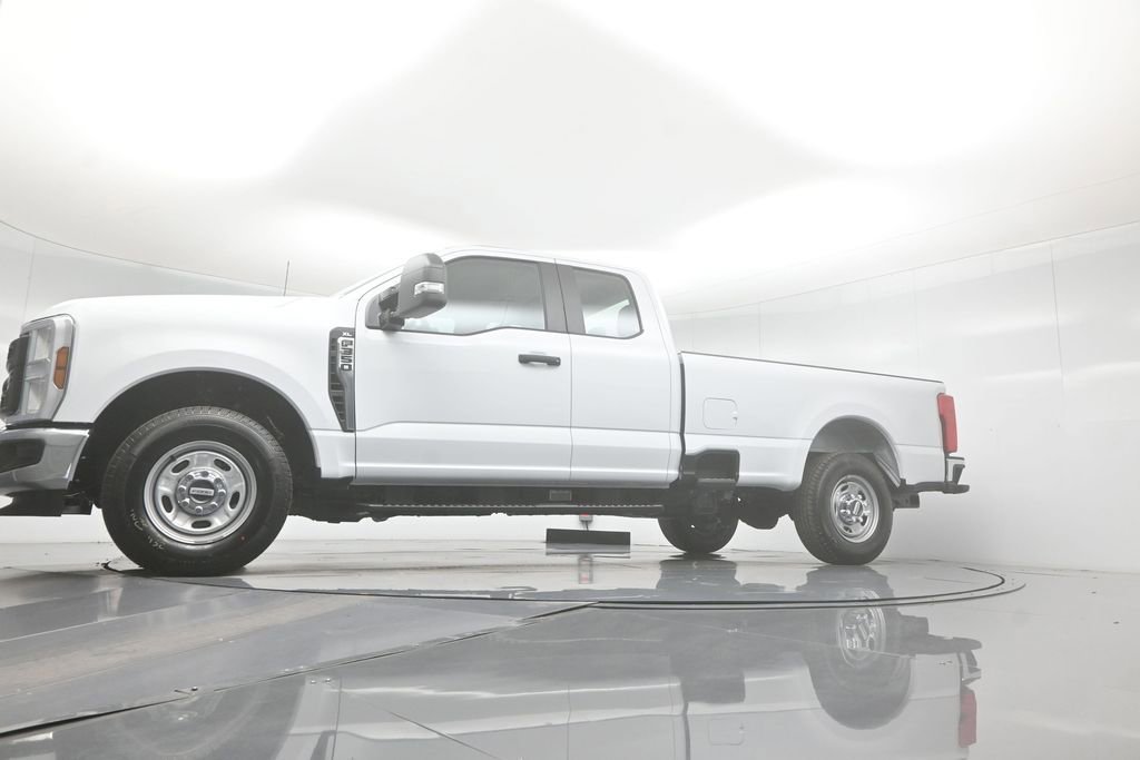 New 2026 Ford F350 XL w/ XL Chrome Package image 7