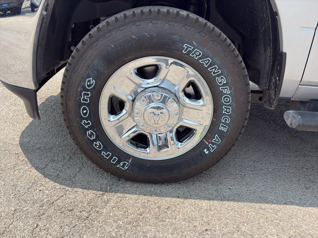 New 2026 RAM 2500 Tradesman AWD/4WD image 9