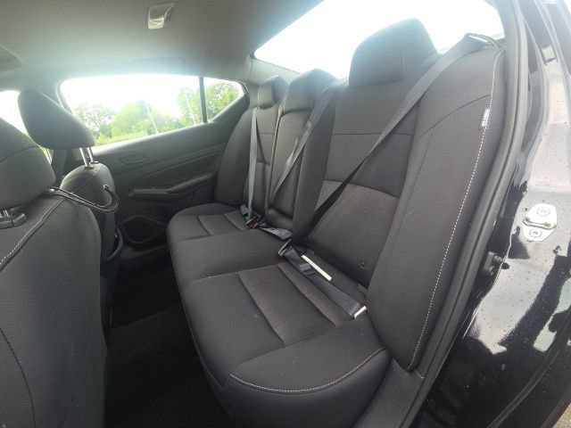 Used 2024 Nissan Altima 2.5 SV w/ SV Premium Package FWD image 13