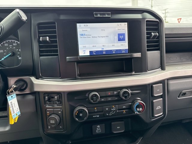 New 2026 Ford F350 XL image 28