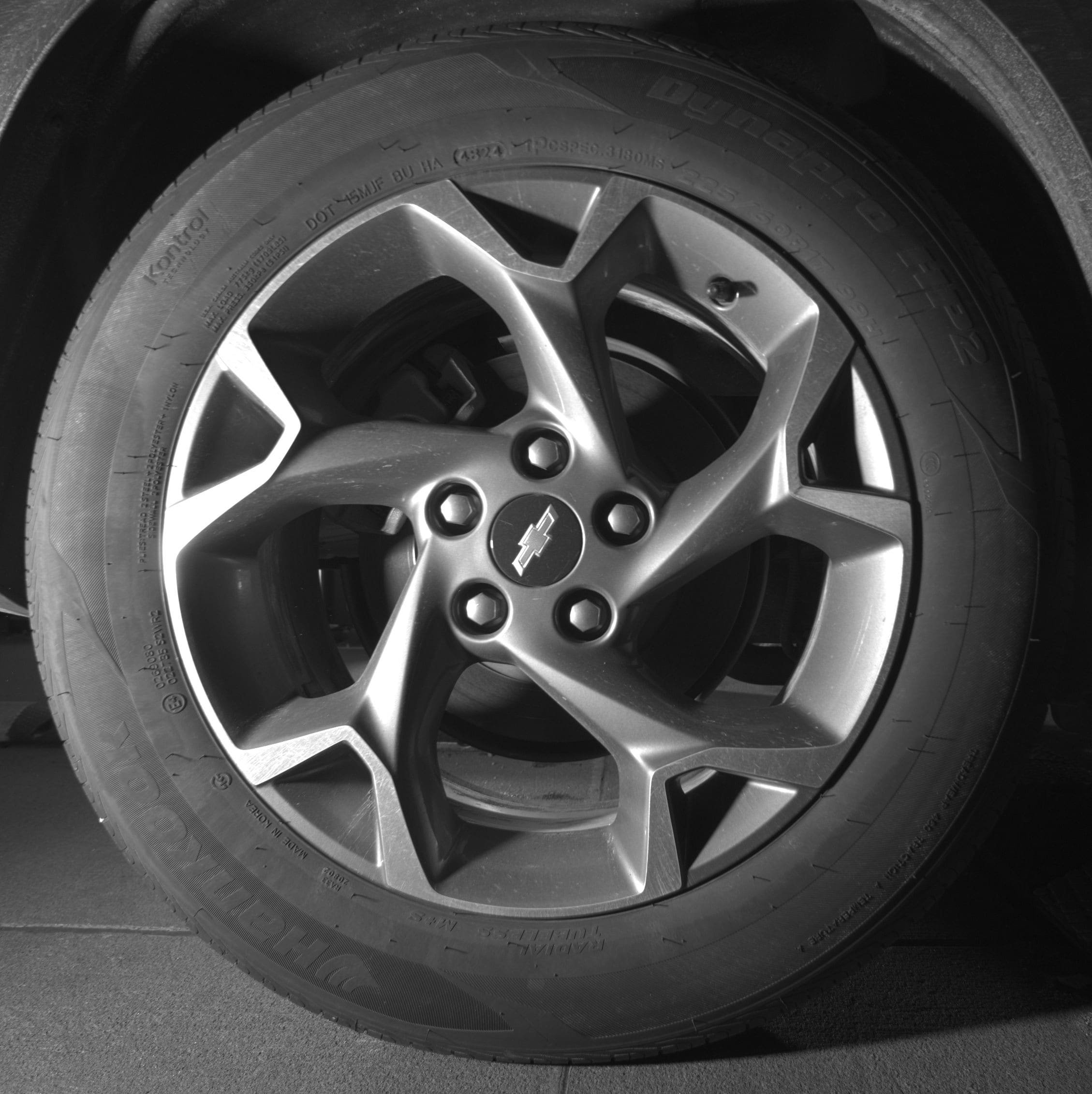Used 2025 Chevrolet Trax LT FWD image 12