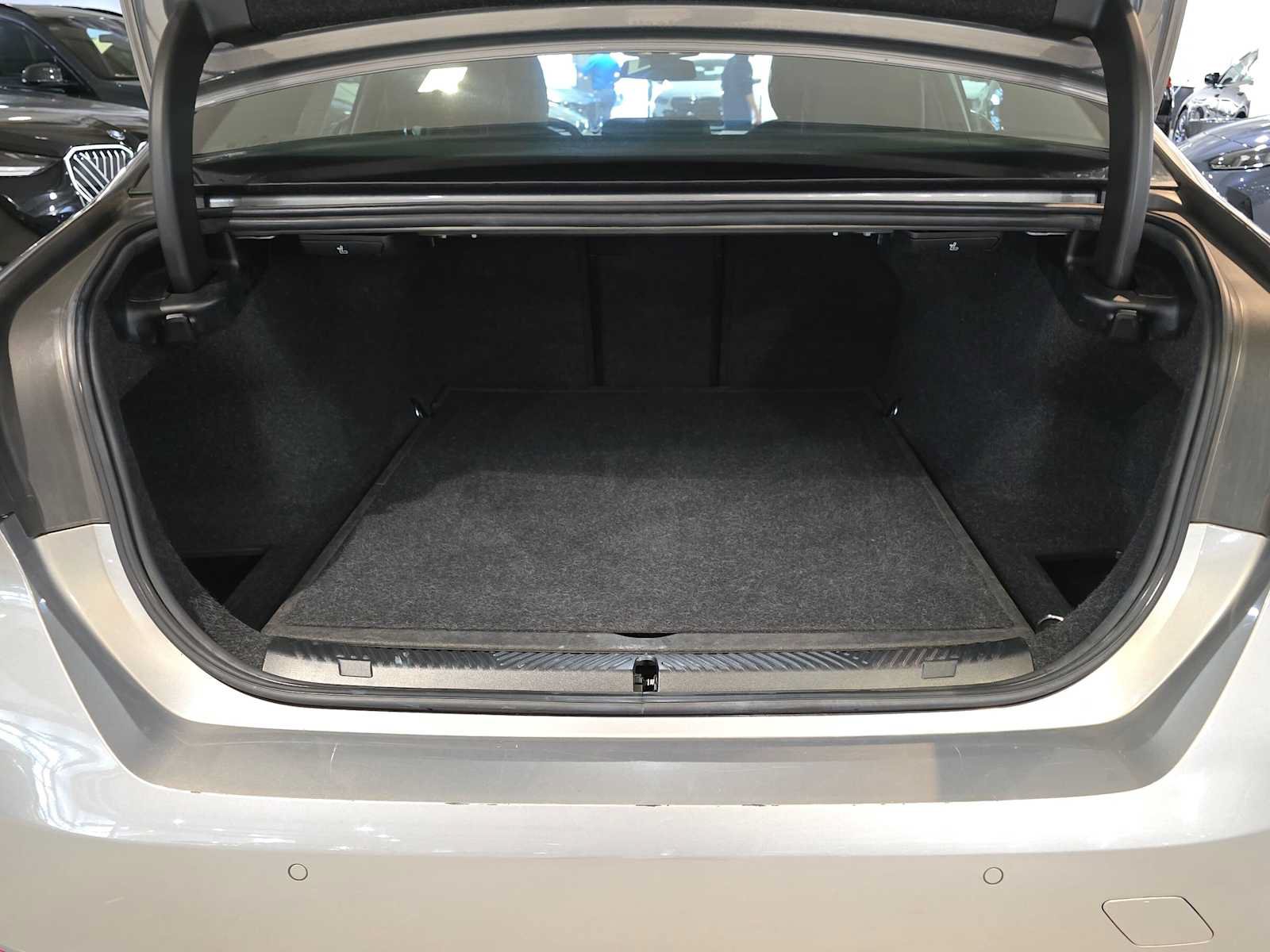 Used 2024 BMW 530i xDrive AWD/4WD image 15