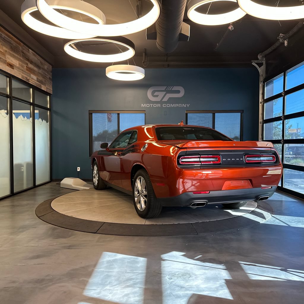 Used 2022 Dodge Challenger SXT AWD/4WD image 5