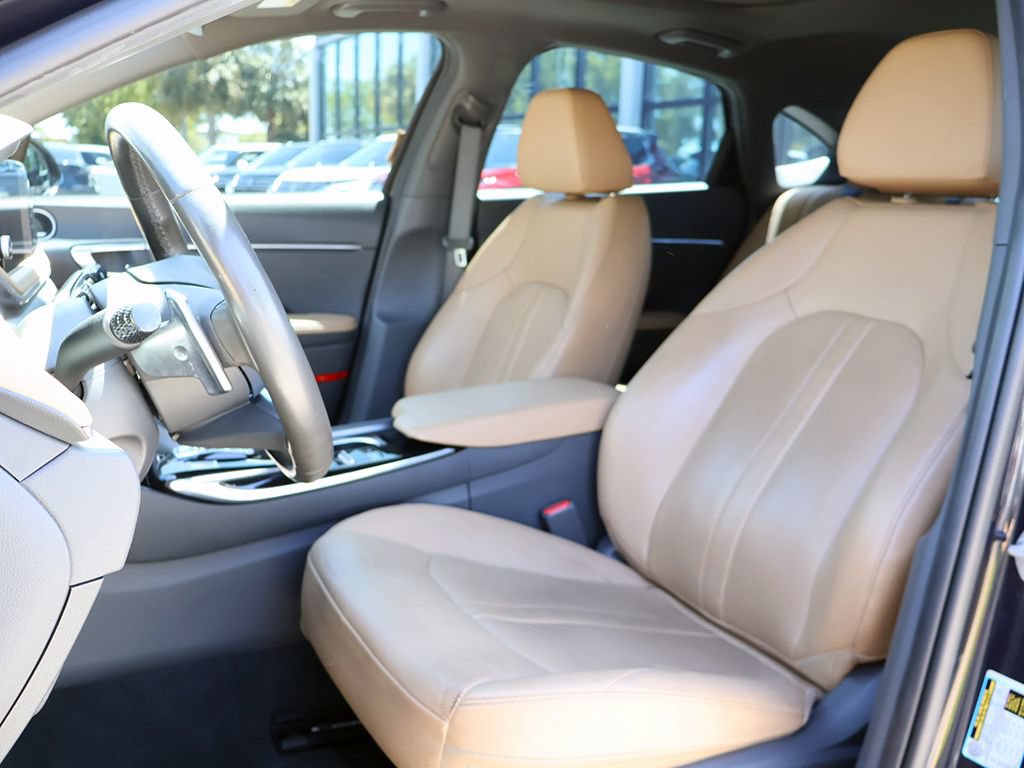 Used 2023 Hyundai Sonata Limited w/ Cargo Package FWD image 29