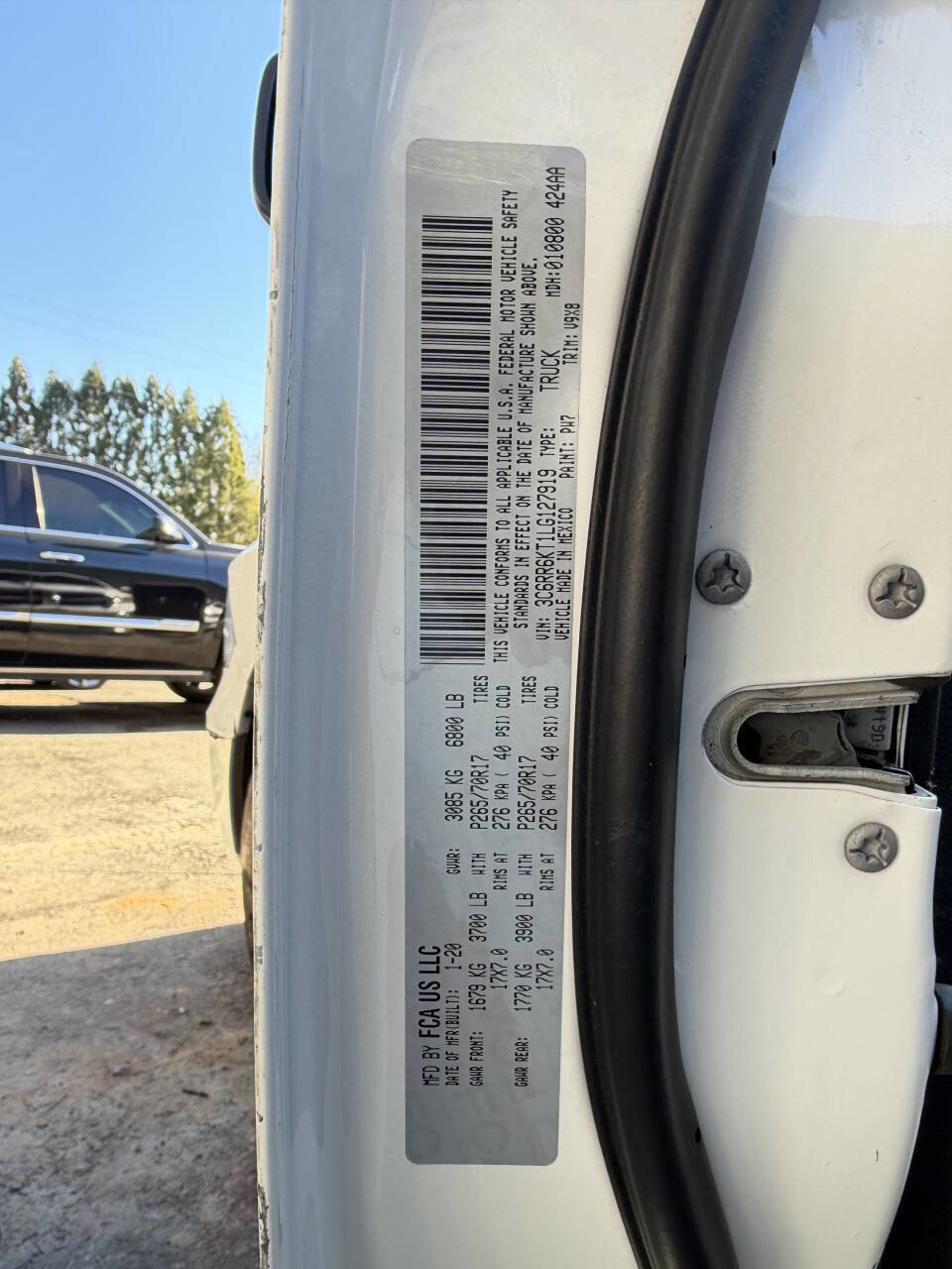 Used 2020 RAM 1500 Tradesman w/ Chrome Plus Package RWD image 10