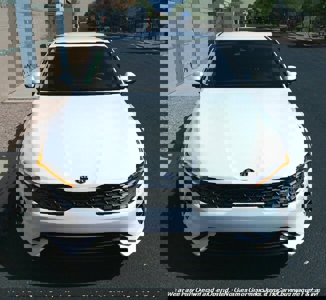 Used 2021 Kia K5 LX image 2
