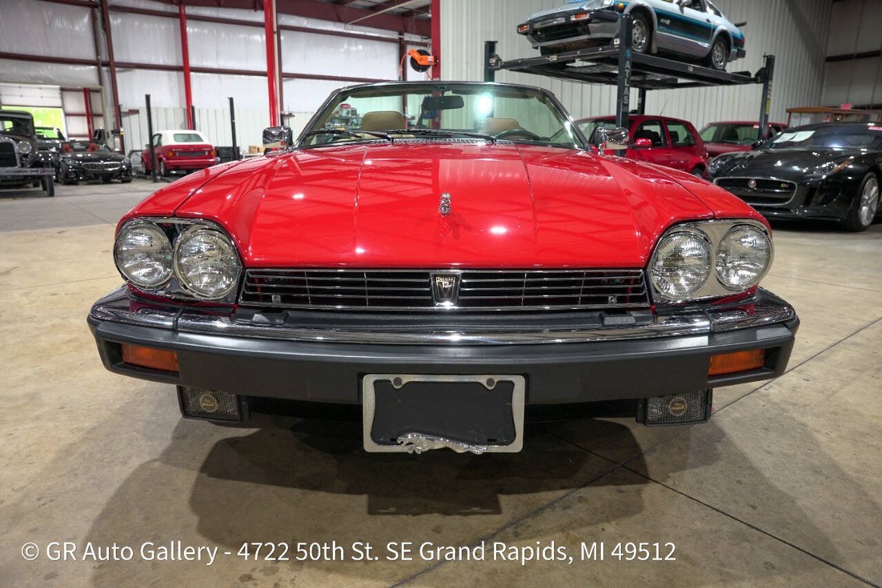 Used 1989 Jaguar XJS V12 Convertible RWD image 13