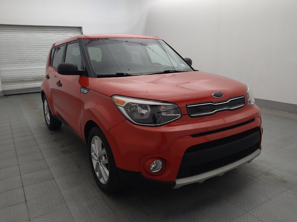 Used 2019 Kia Soul + FWD image 13