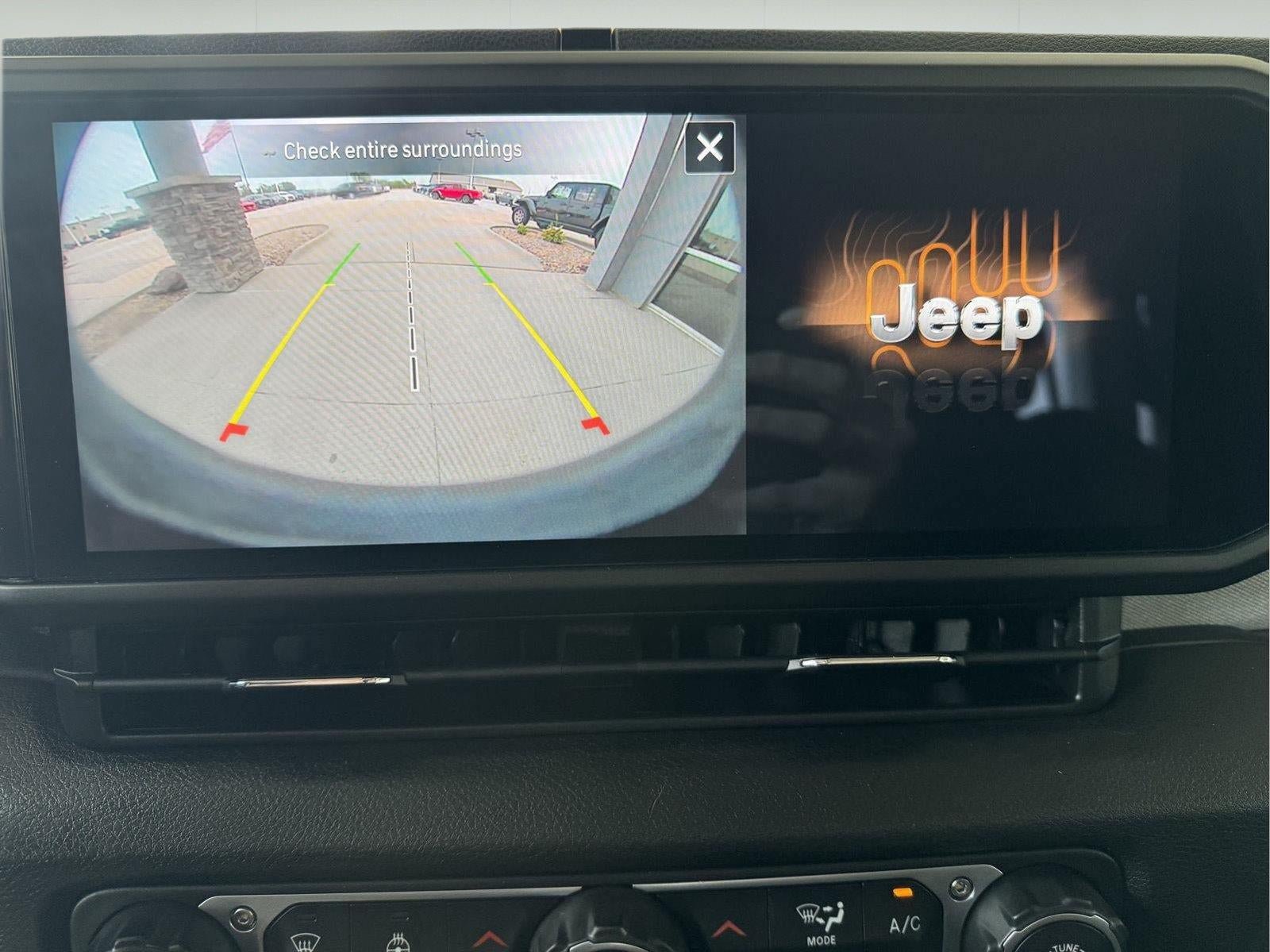 Used 2025 Jeep Wrangler Unlimited Sport AWD/4WD image 21