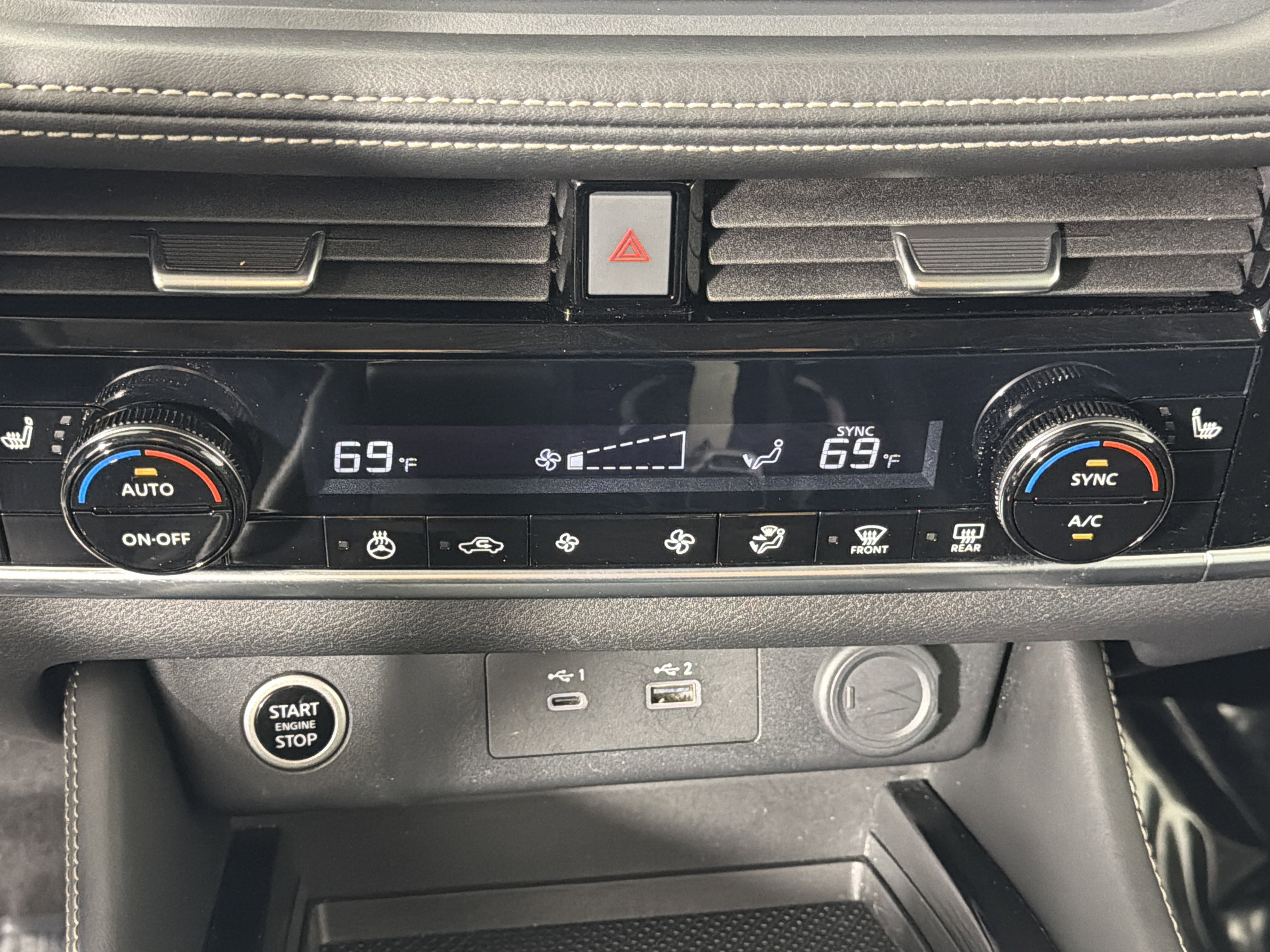 Used 2023 Nissan Rogue SL image 13