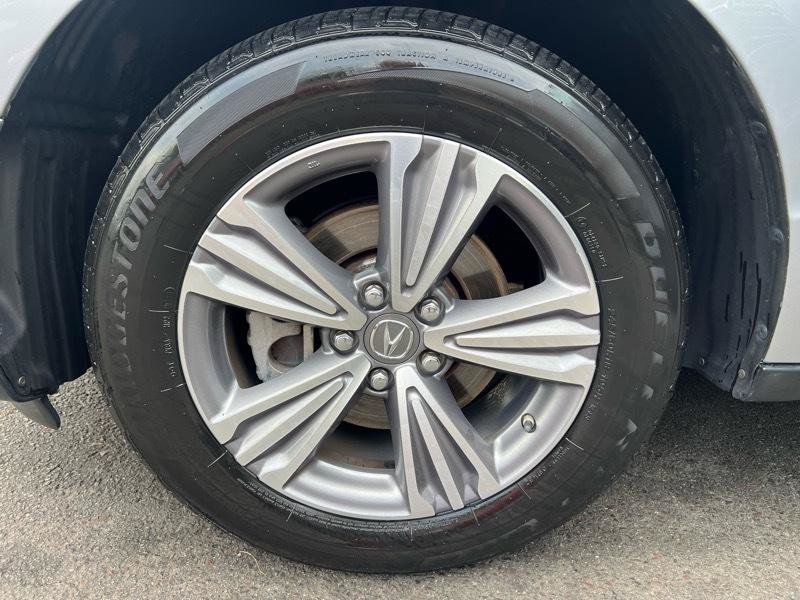 Used 2020 Acura MDX SH-AWD image 32