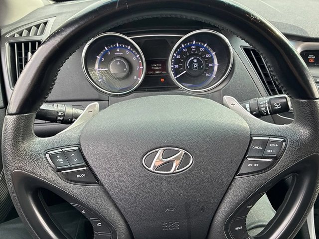 Used 2013 Hyundai Sonata SE FWD image 23