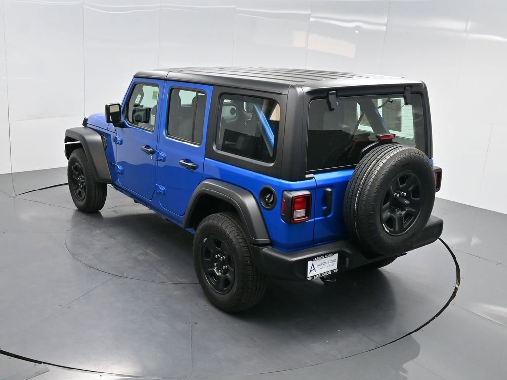 Used 2025 Jeep Wrangler Sport image 59