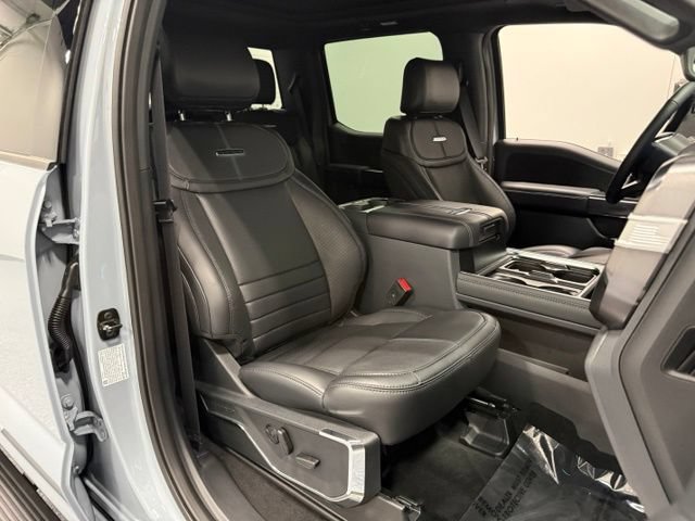 New 2026 Ford F250 Platinum w/ FX4 Off-Road Package AWD/4WD image 32