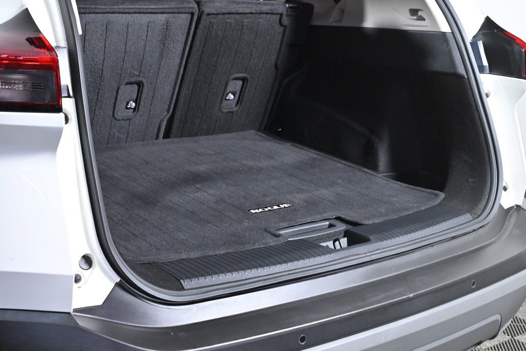Certified 2023 Nissan Rogue S image 30