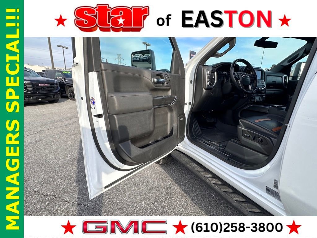 Used 2023 GMC Sierra 2500 AT4 w/ AT4 Preferred Package image 19