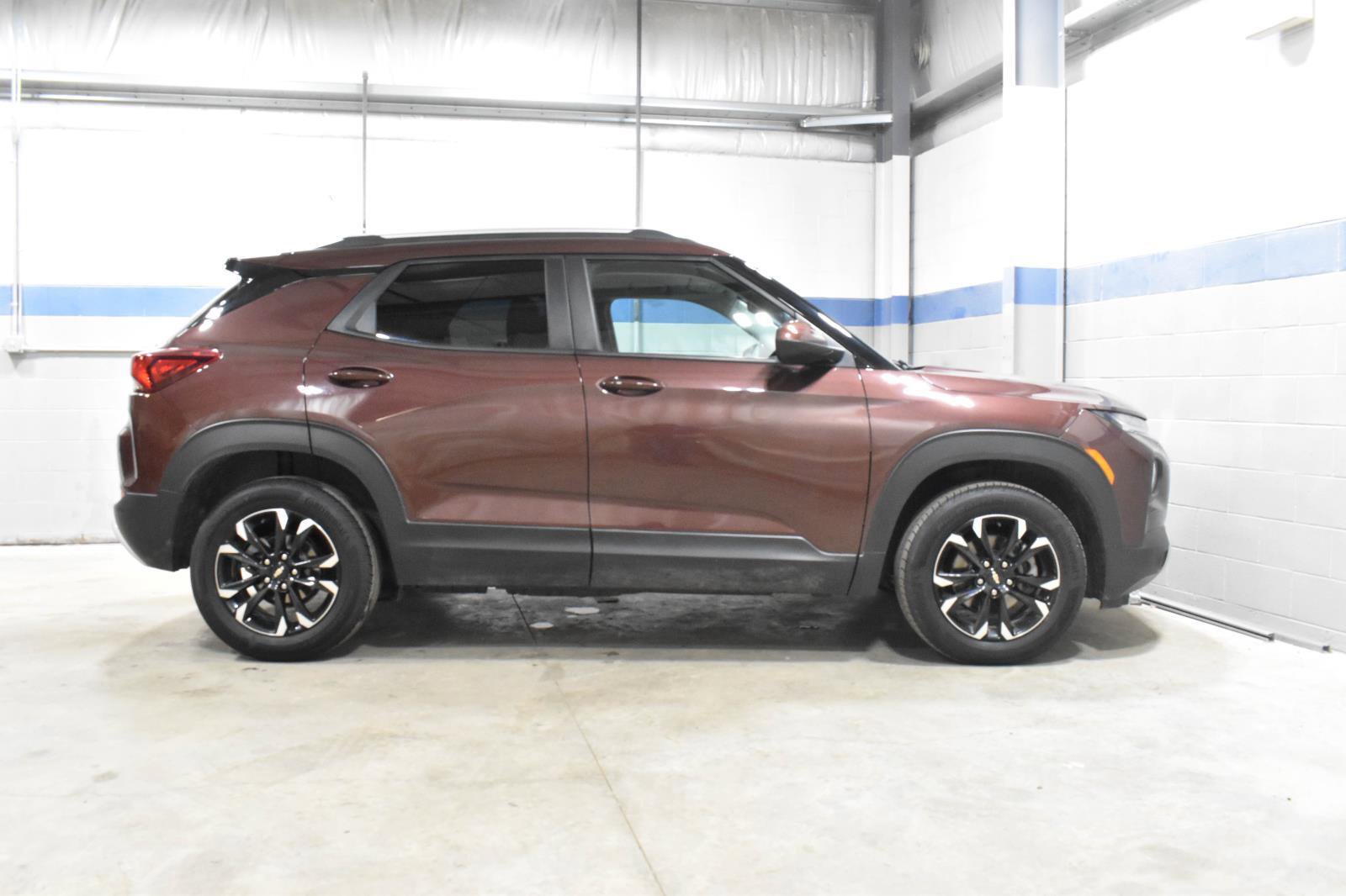 Used 2023 Chevrolet TrailBlazer LT w/ Convenience Package image 30