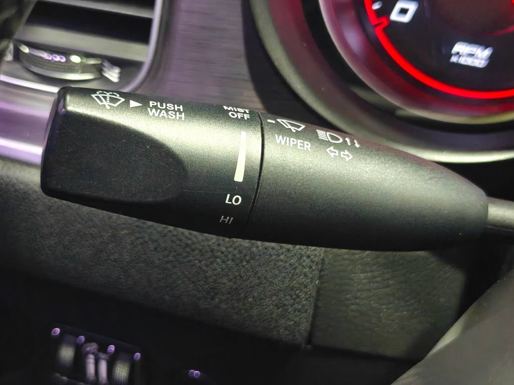 Used 2018 Dodge Charger SXT RWD image 40