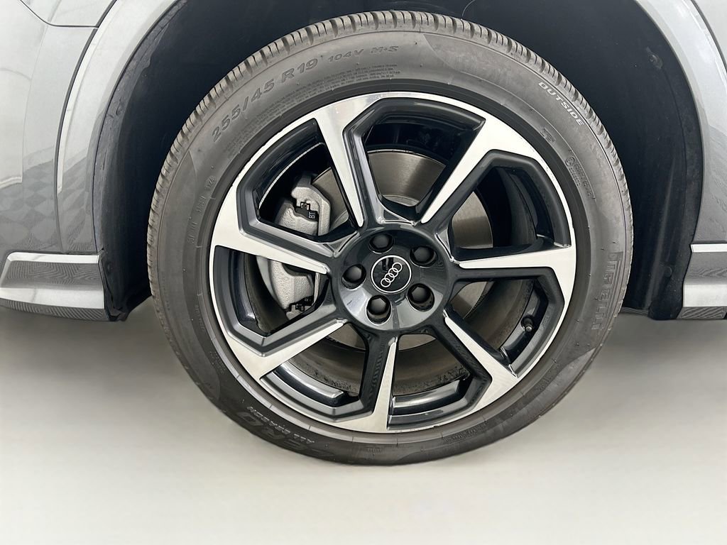 Used 2025 Audi Q3 2.0T Premium Plus w/ Premium Plus Package image 28