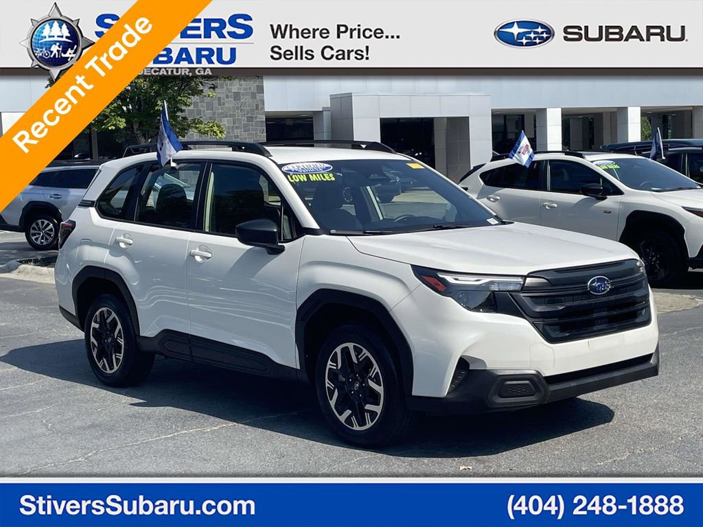 Used 2025 Subaru Forester w/ Convenience Package #1