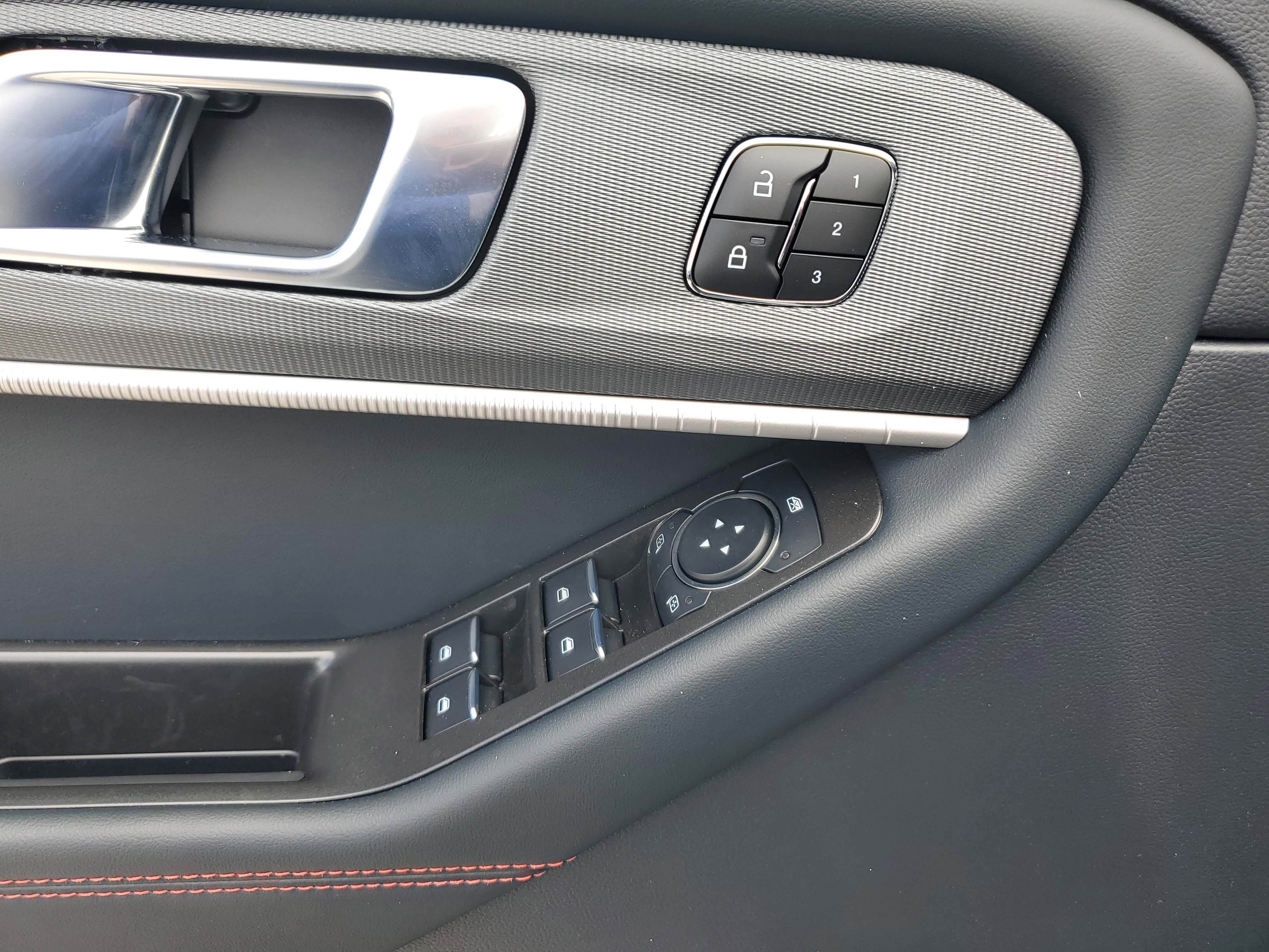 New 2026 Ford Explorer ST-Line w/ Premium Package image 13