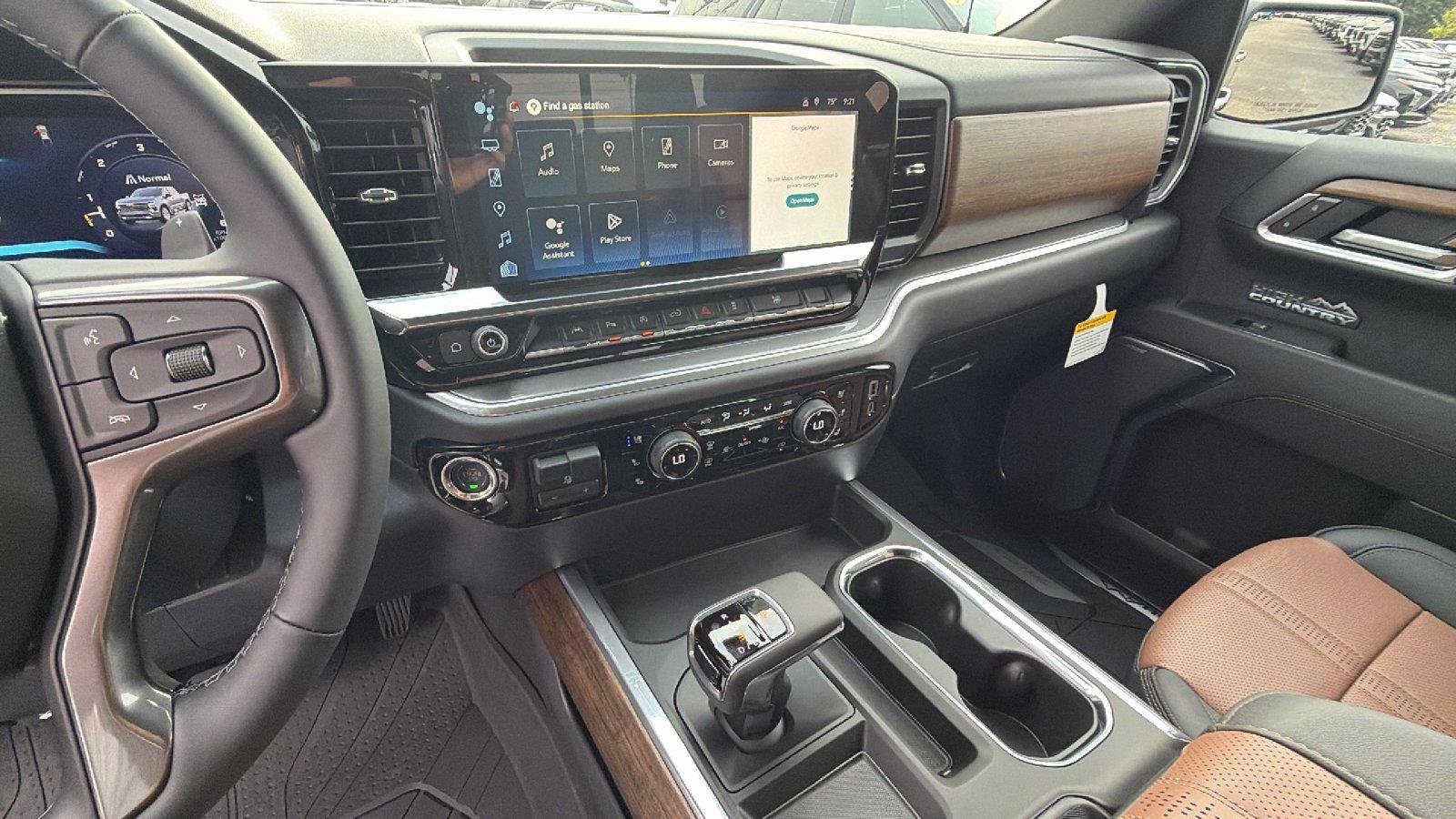 New 2026 Chevrolet Silverado 1500 High Country w/ High Country Premium Package AWD/4WD image 7