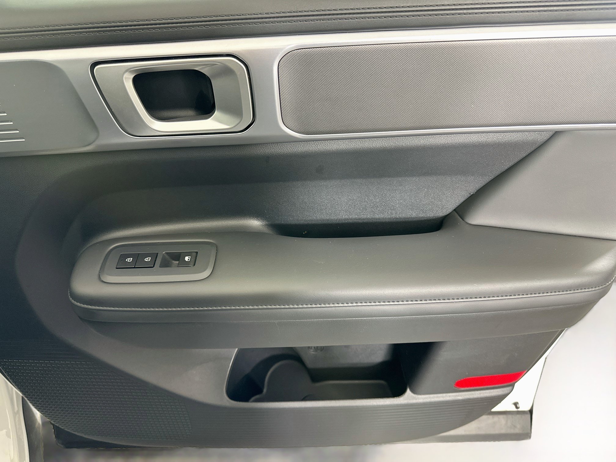 Used 2026 Hyundai Santa Fe SEL FWD image 33