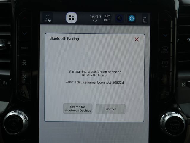 Used 2022 RAM 1500 Laramie AWD/4WD image 7