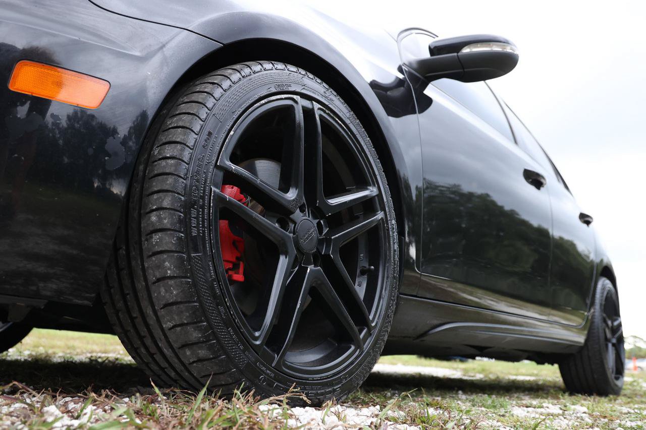 Used 2014 Volkswagen GTI Wolfsburg Edition FWD image 29