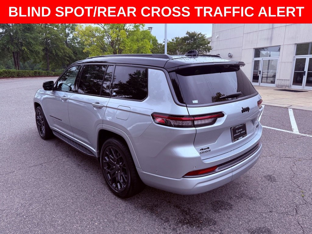 Used 2026 Jeep Grand Cherokee L Summit w/ Obsidian Package AWD/4WD image 5