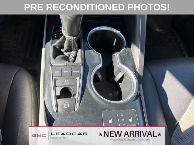 Used 2018 Toyota Camry XLE FWD image 24