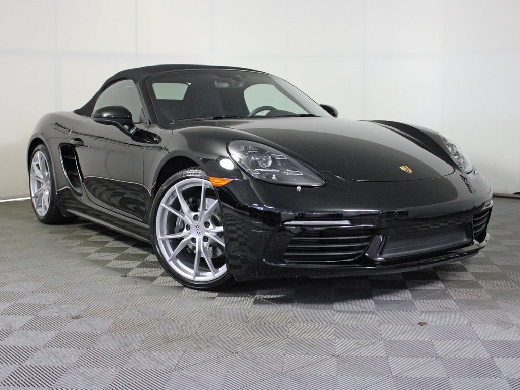 Used 2021 Porsche 718 Boxster image 13