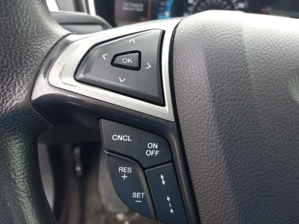 Used 2020 Ford Fusion SE image 25