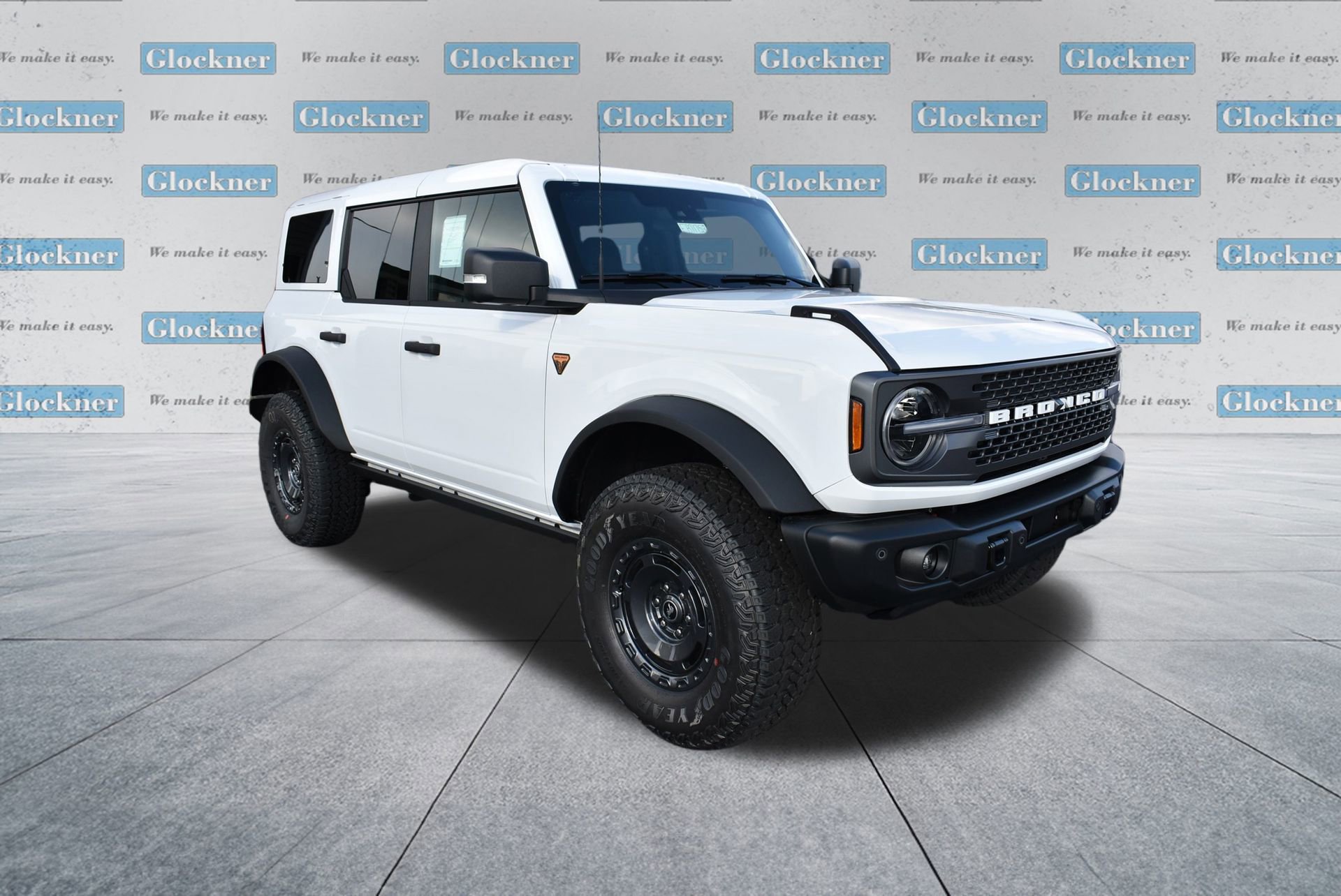 New 2025 Ford Bronco Badlands image 3