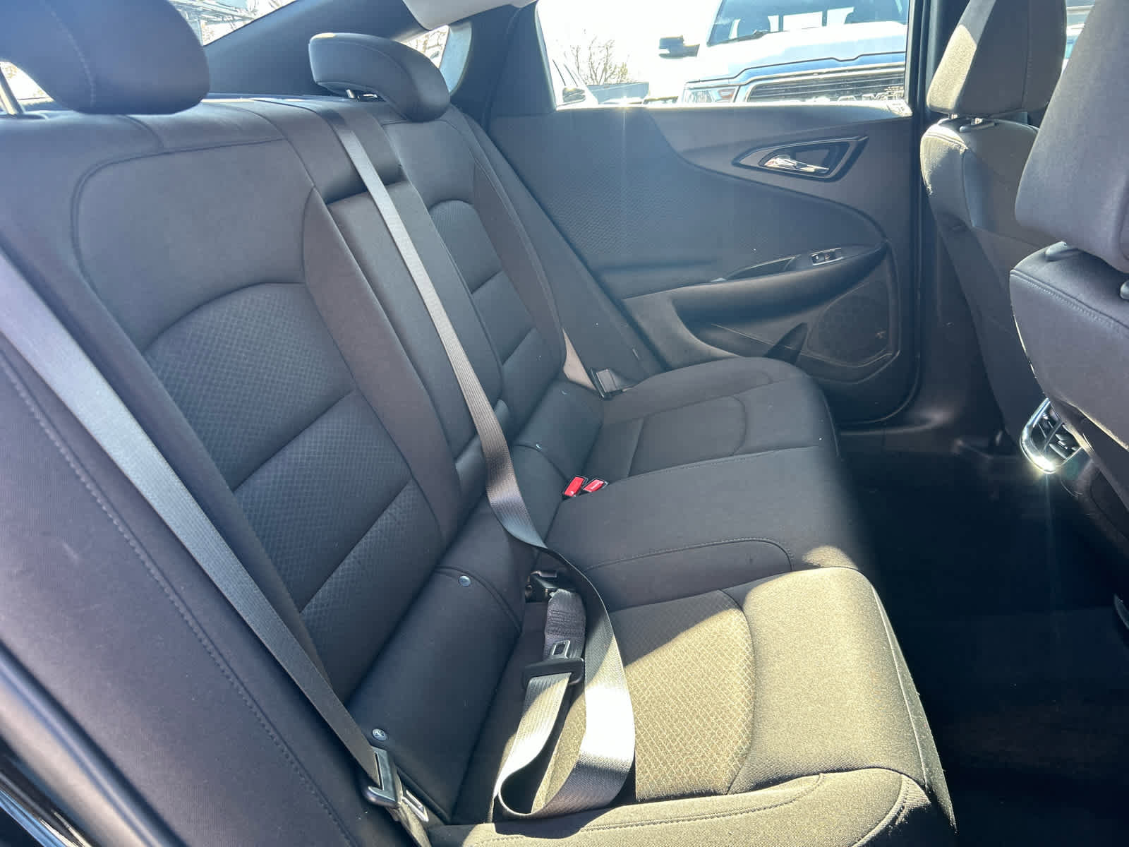 Used 2025 Chevrolet Malibu LT image 24