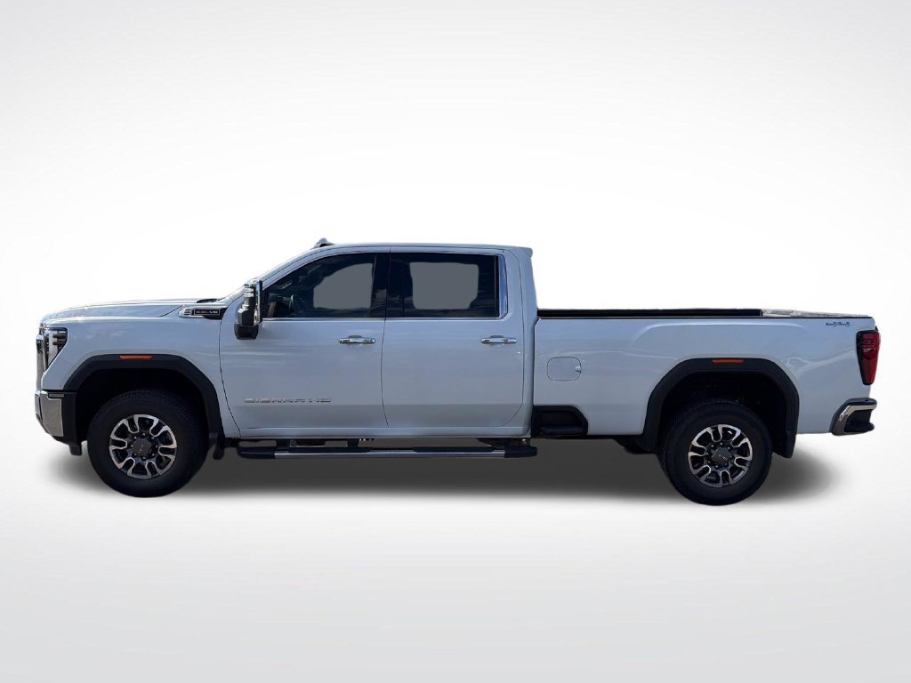 Used 2026 GMC Sierra 3500 SLT w/ SLT Convenience Package AWD/4WD image 2