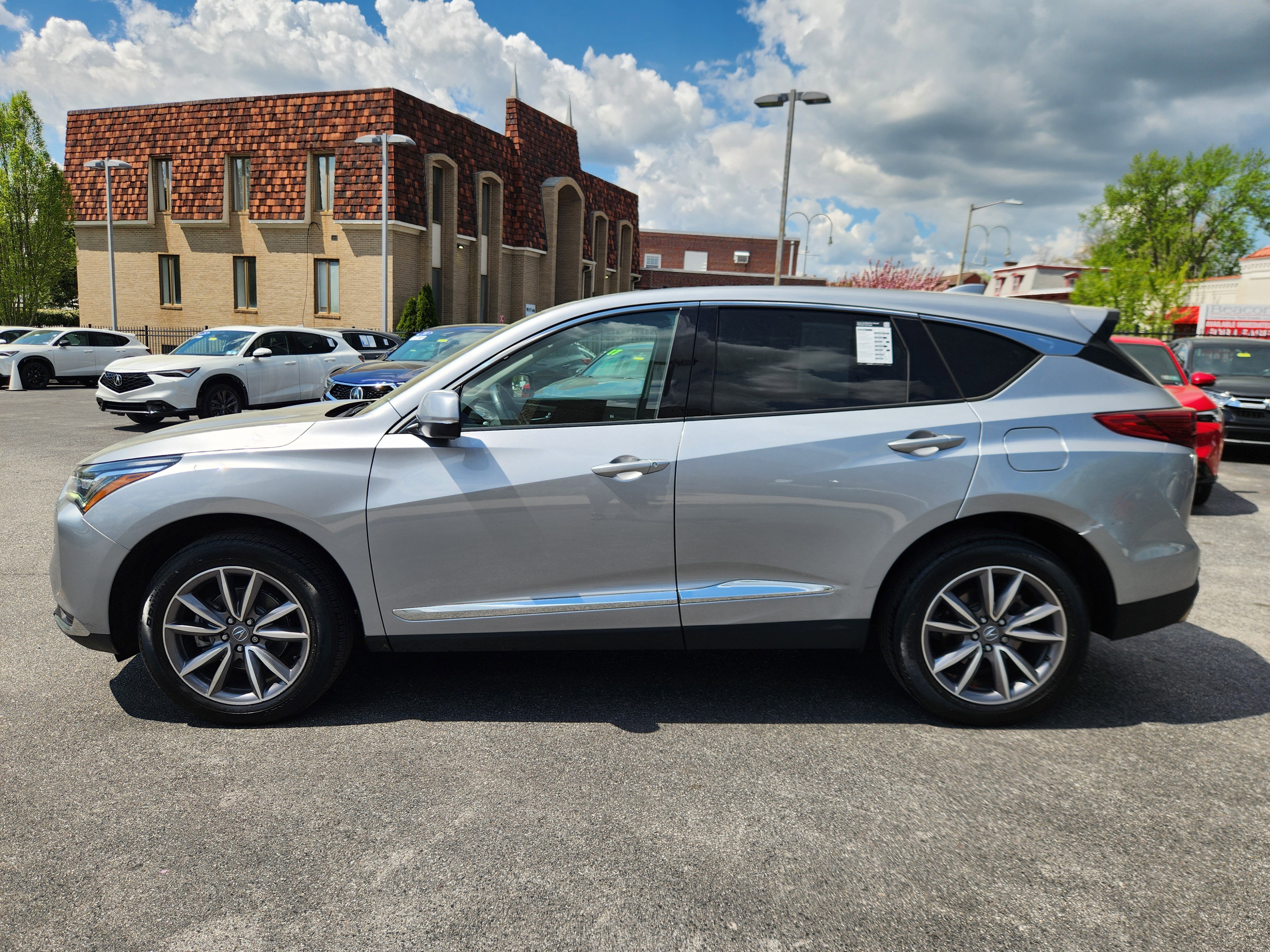 Certified 2023 Acura RDX AWD w/ Technology Package image 5