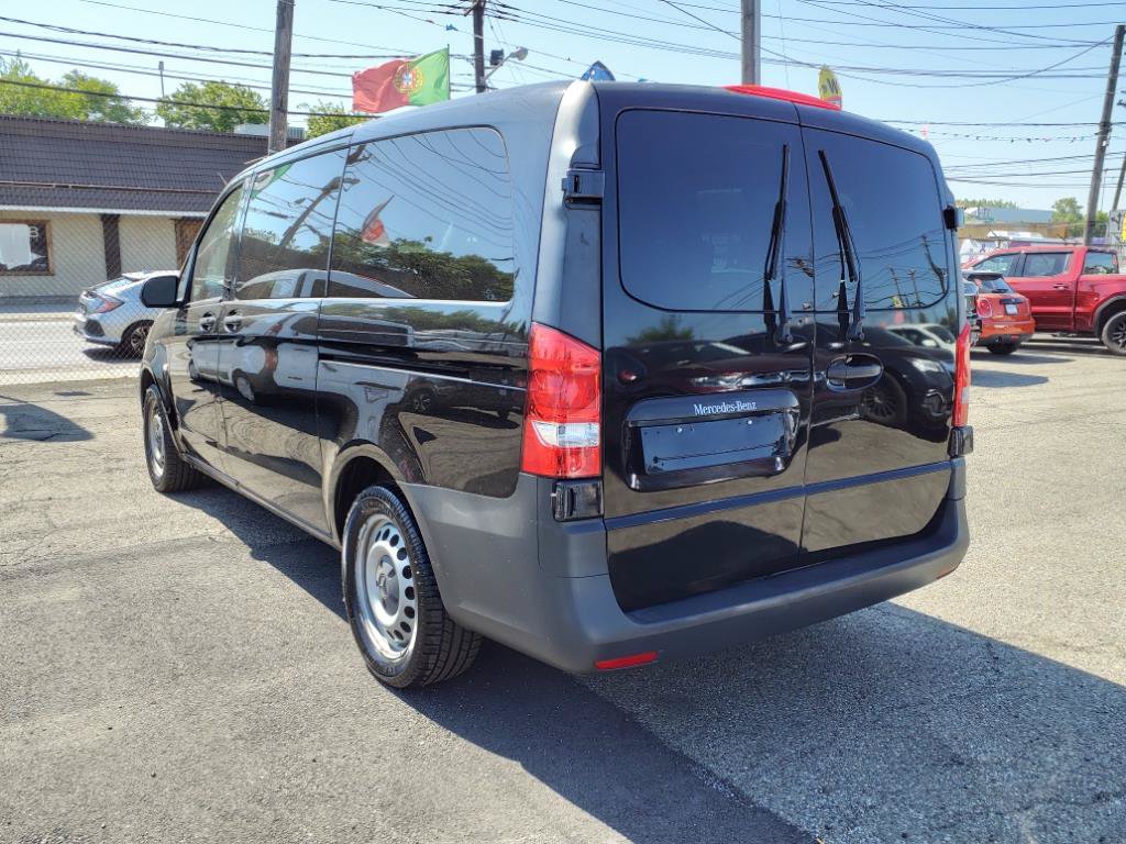 Used 2019 Mercedes-Benz Metris Passenger image 4