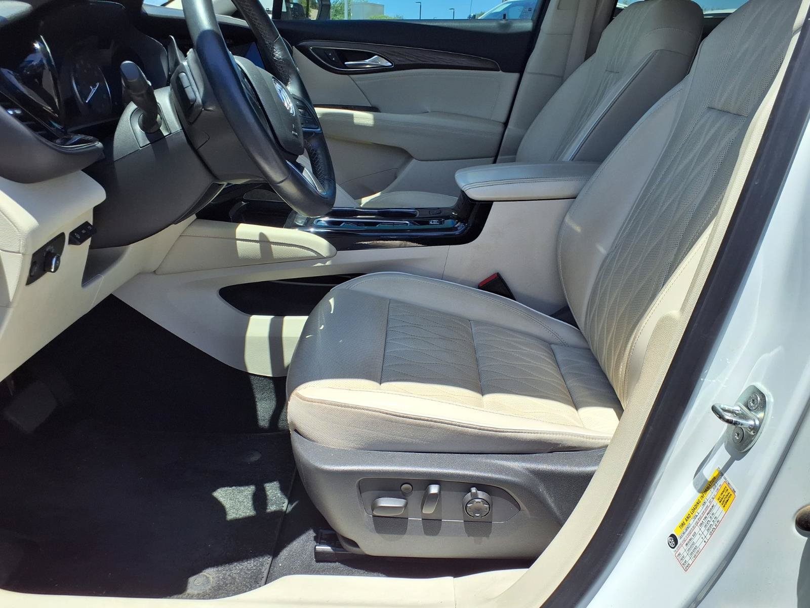 Used 2021 Buick Envision Avenir w/ Technology Package II FWD image 21