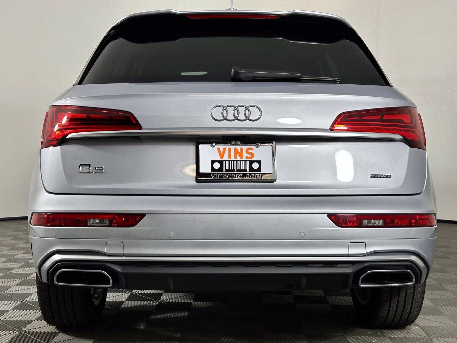Used 2024 Audi Q5 e Premium Plus AWD/4WD image 21