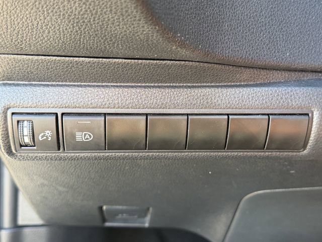 Used 2023 Toyota Corolla LE image 17