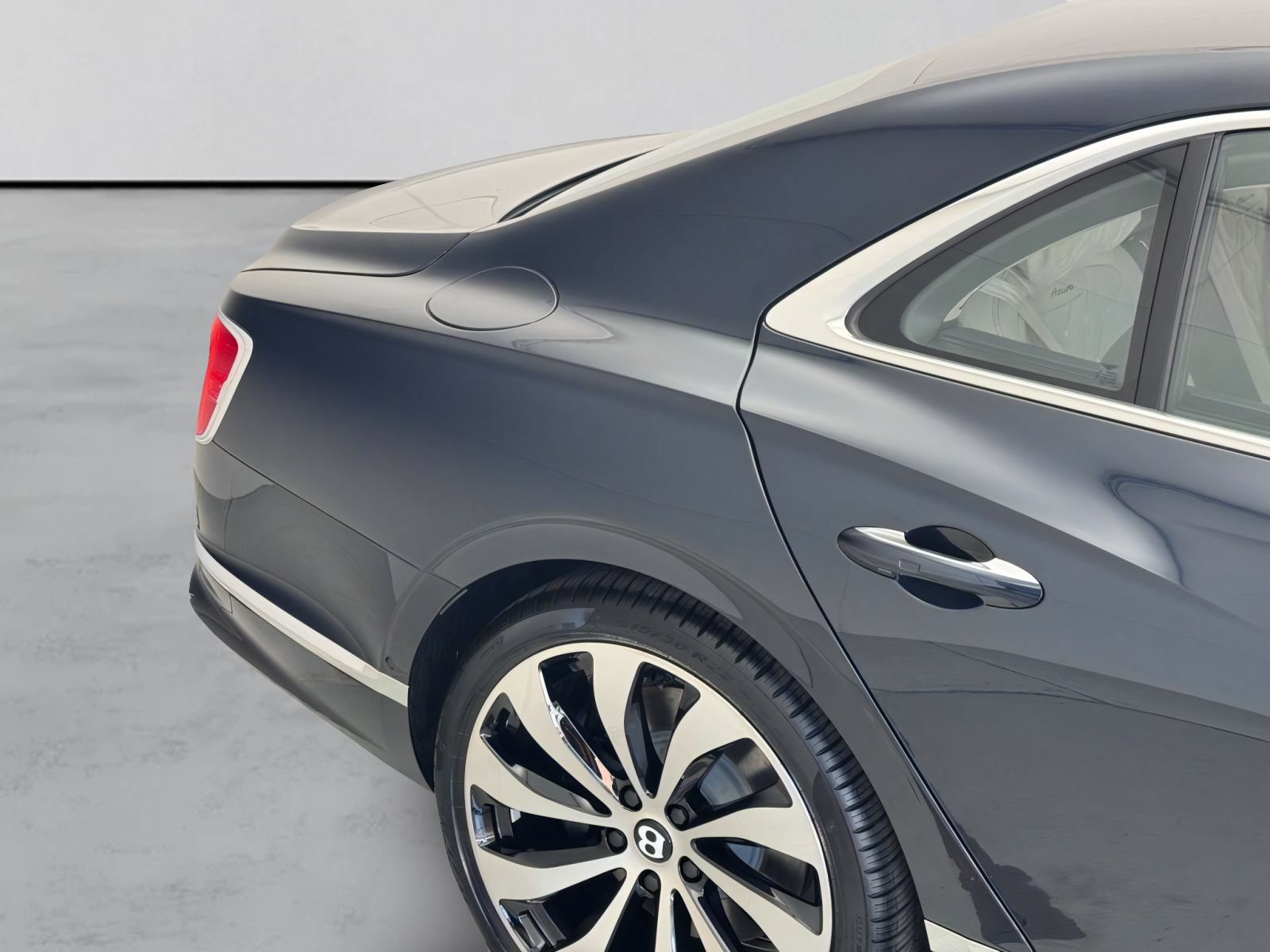 New 2026 Bentley Flying Spur Plug-In Hybrid AWD/4WD image 31