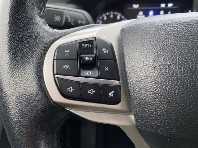 Used 2022 Ford Explorer XLT w/ Equipment Group 202A image 27