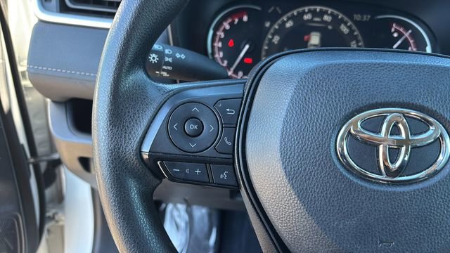 Used 2024 Toyota RAV4 XLE image 22