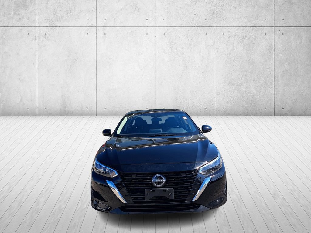 Used 2025 Nissan Sentra SV image 2
