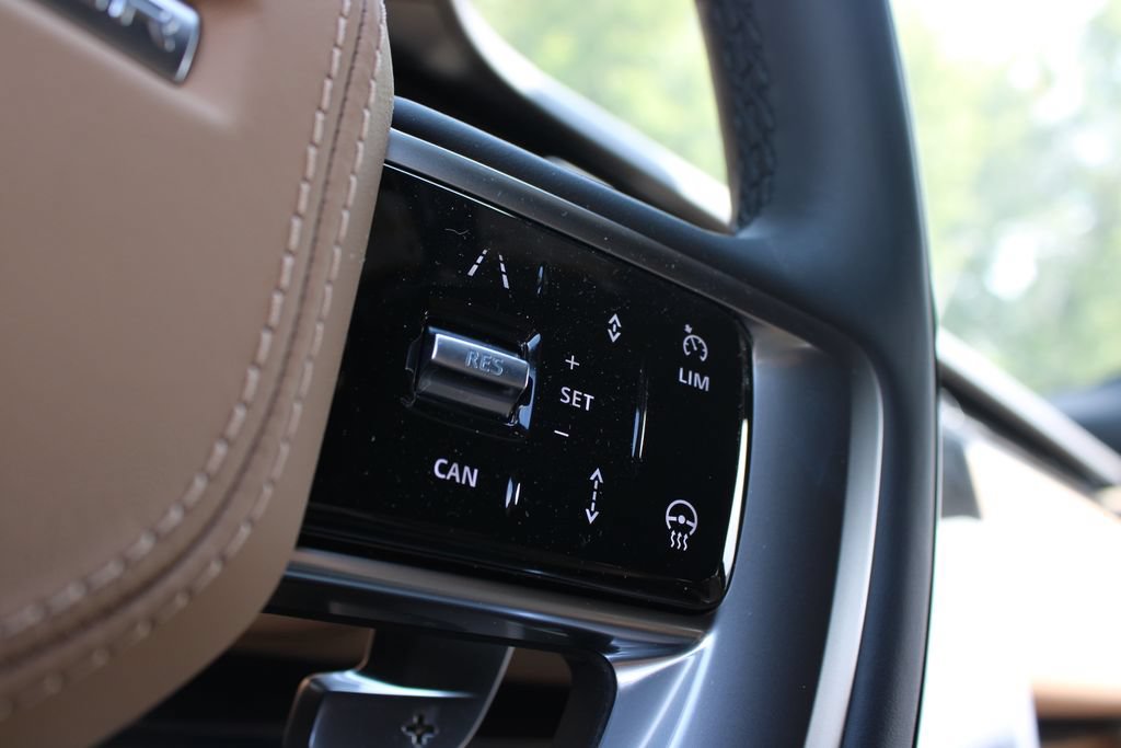 New 2026 Land Rover Range Rover SE AWD/4WD image 17