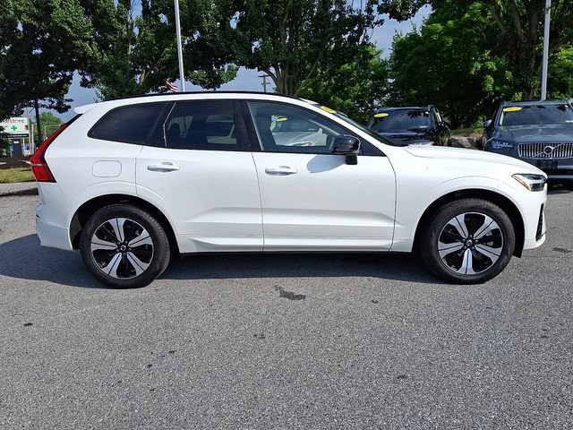 Certified 2024 Volvo XC60 T8 Core w/ Climate Package AWD/4WD image 7