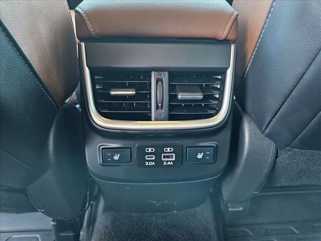 Used 2023 Subaru Outback Touring image 17