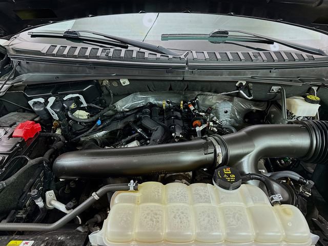 Used 2024 Ford Expedition Max XLT image 31